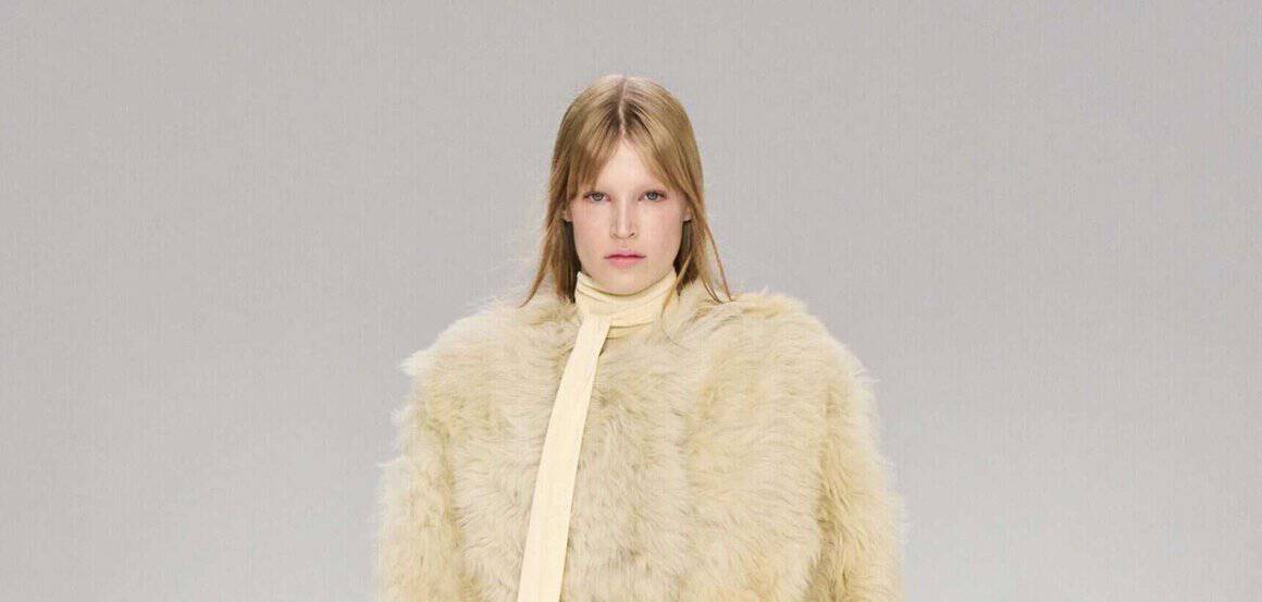 COS-AW25_SHOW-LOOK_46-copy-